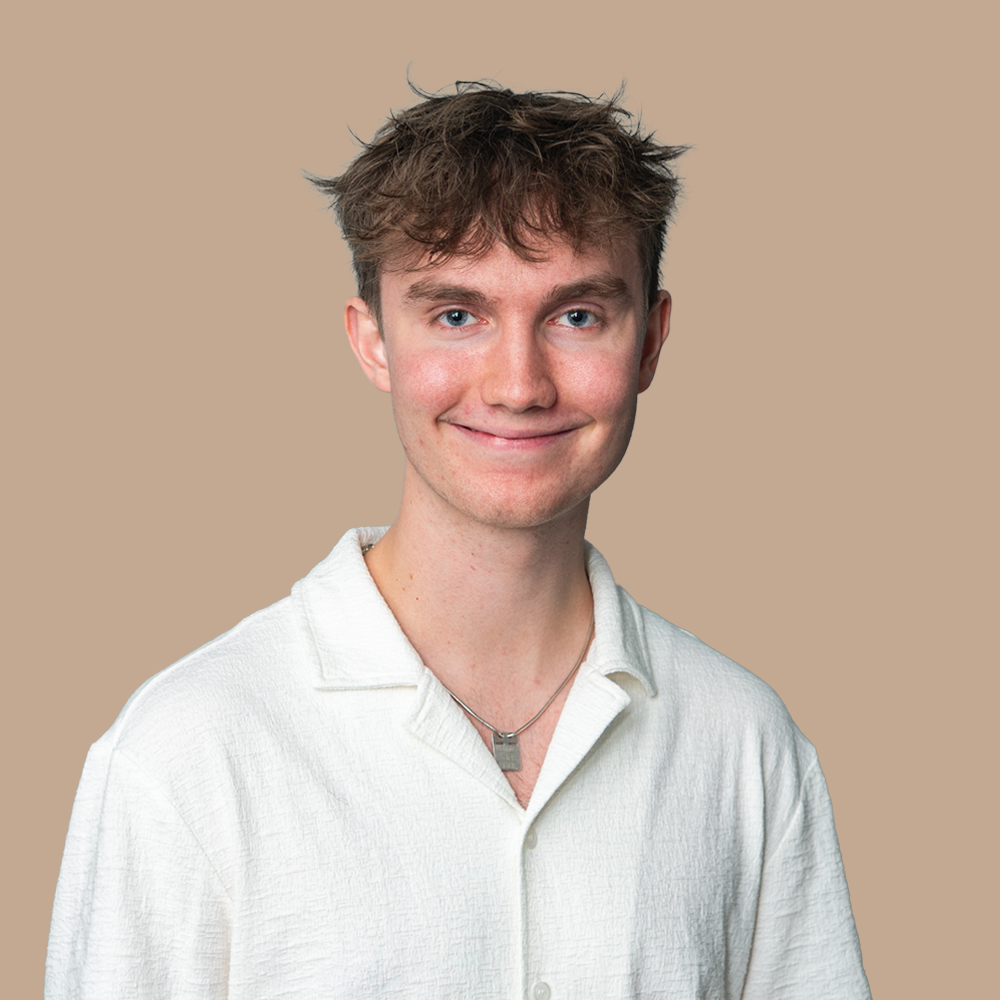 Magnus-brun.png Magnus-brun.png