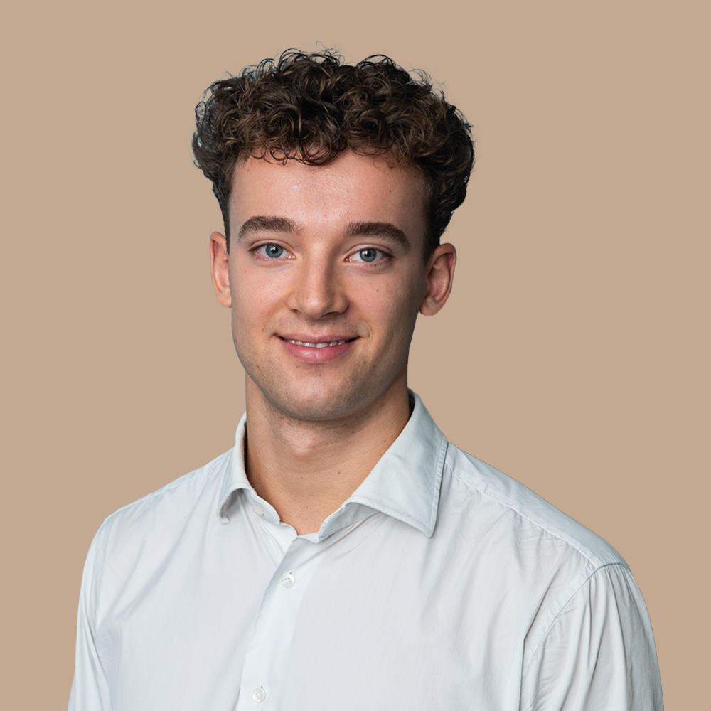 Mikkel-brun.png Mikkel-brun.png